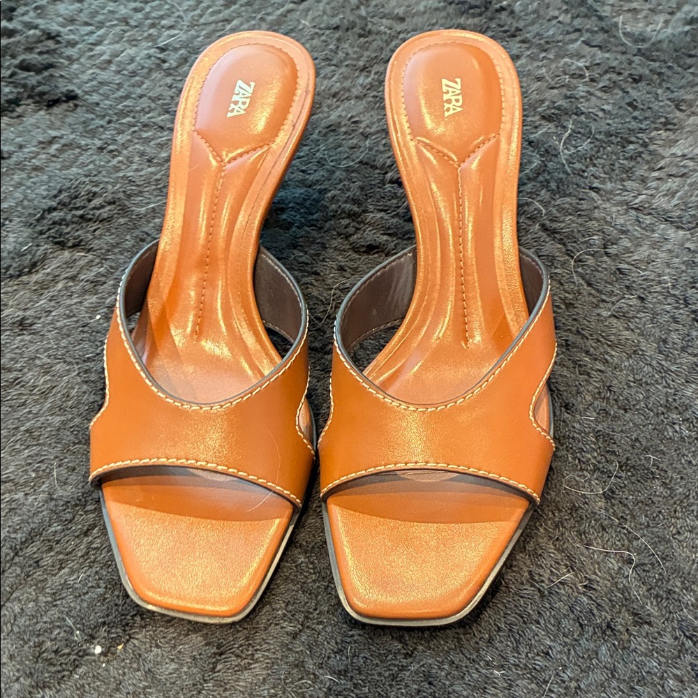 Zara Women's Tan Open-Toe Mules